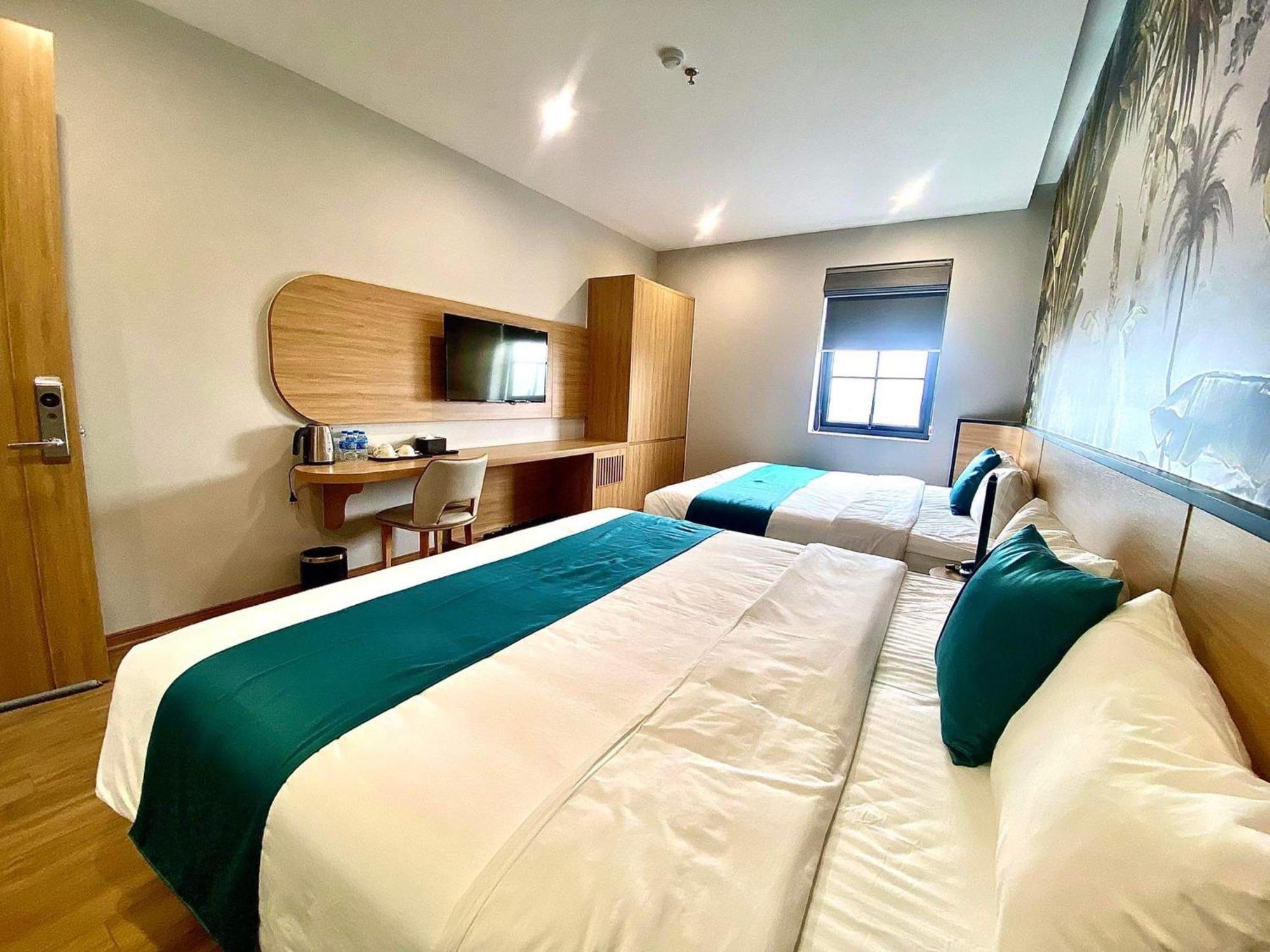 Milash Boutique Hotel Ha Long Exterior photo