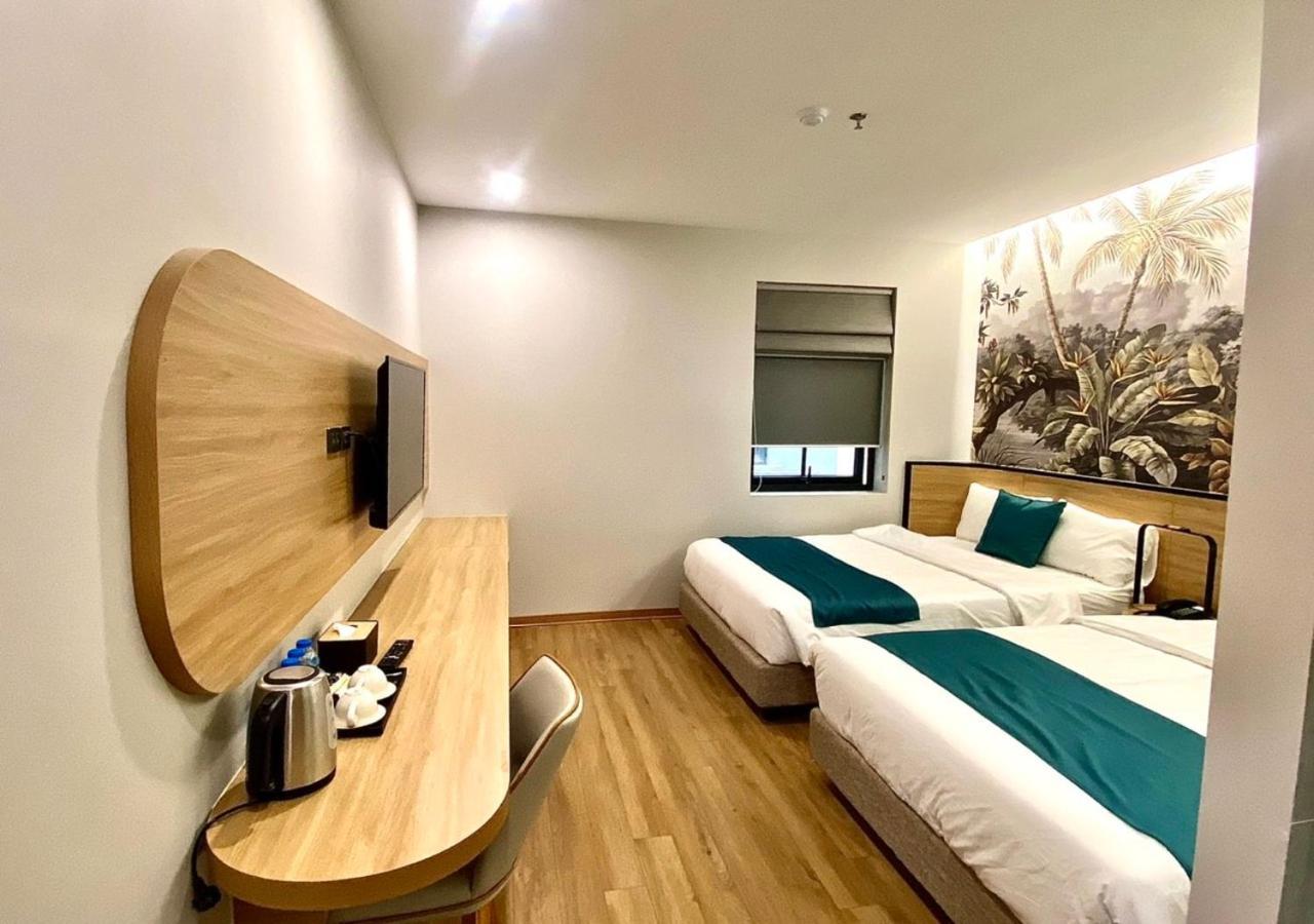 Milash Boutique Hotel Ha Long Exterior photo